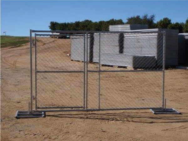 Durable event fence panels for special event crowd control at Mooney Grove Park.</p>
<p>