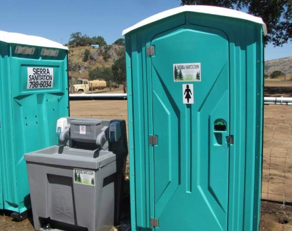 standard and ad porta potty rental in visalia ca<br />
